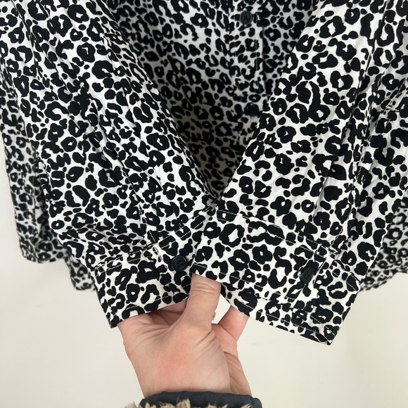 Jones New York Animal Print Plus Size Button Down Loose Flowy Blouse Top Sz 3X - Picture 5 of 13